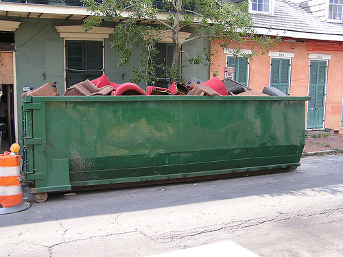 how are dumpsters emptied in stockton